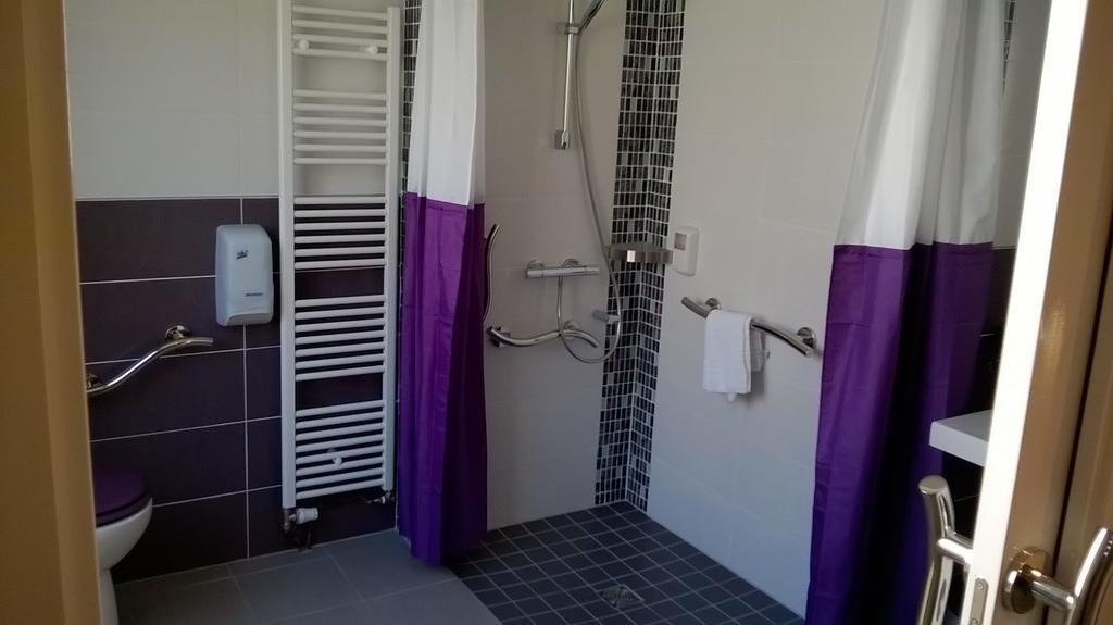 Contact Hôtel du Cerf Château-Gontier Quarto foto